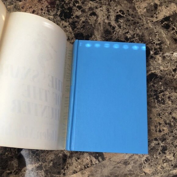 The Snare of the Hunter by Helen MacInnes 1974 Book Club Edition Hardcover DJ - Picture 8 of 10